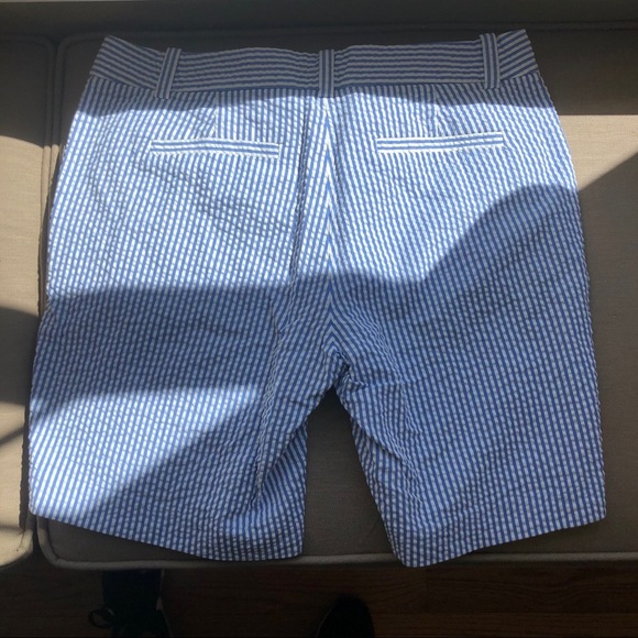 J Crew Blue White Seersucker Shorts Size 8 - Picture 2 of 5